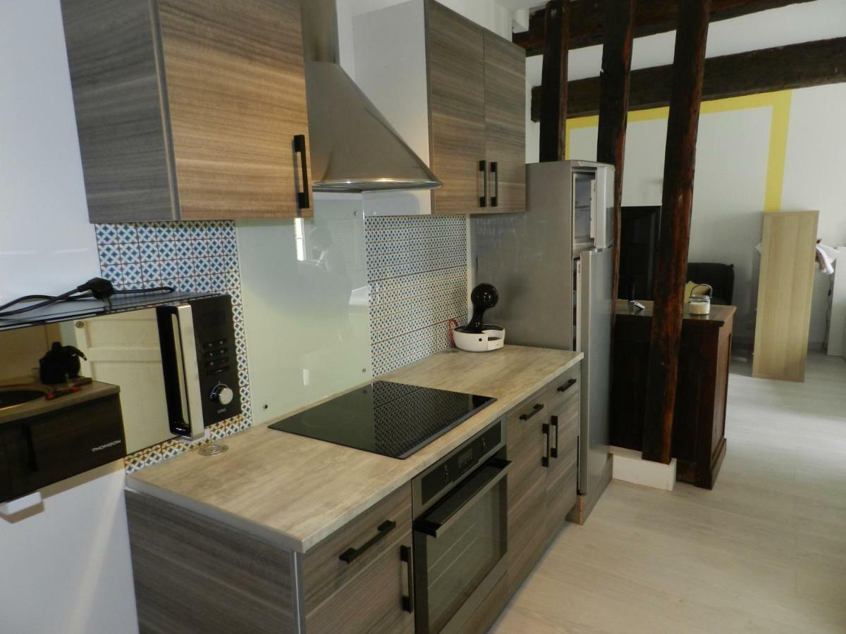 Apartamento L Imprevu Chartres Exterior foto